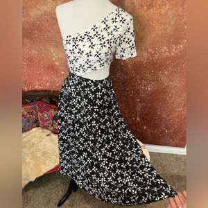 Pretty One-Shoulder Tanya Taylor Cut-Out Dress - Black and White 6